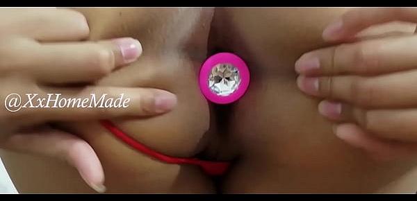 CON TAN SOLO 18 AÑITOS !! Mi sobrina es adicta al sexo anal. ME ENCANTA !! (100 AMATEUR)
